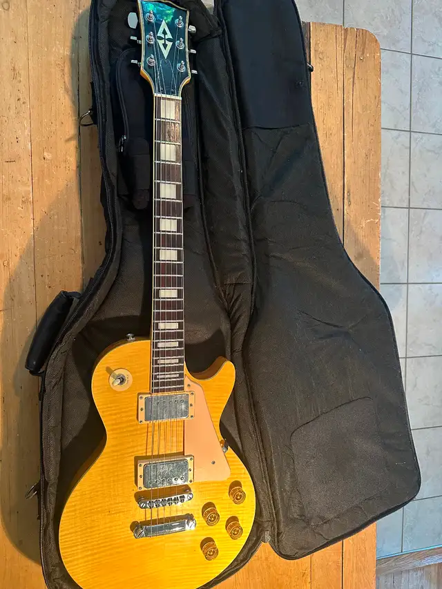 Les Paul copy - MIJ vintage - REDUCED last time  $500 in Guitars in Guelph - Image 3