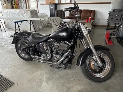 Harley davidson fatboy 2009 with only 4900km only reason for selling i have 2 bike and i just need o...