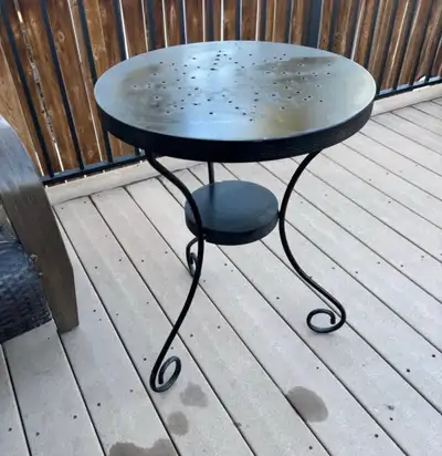 free table in Cougaridge sw, View more