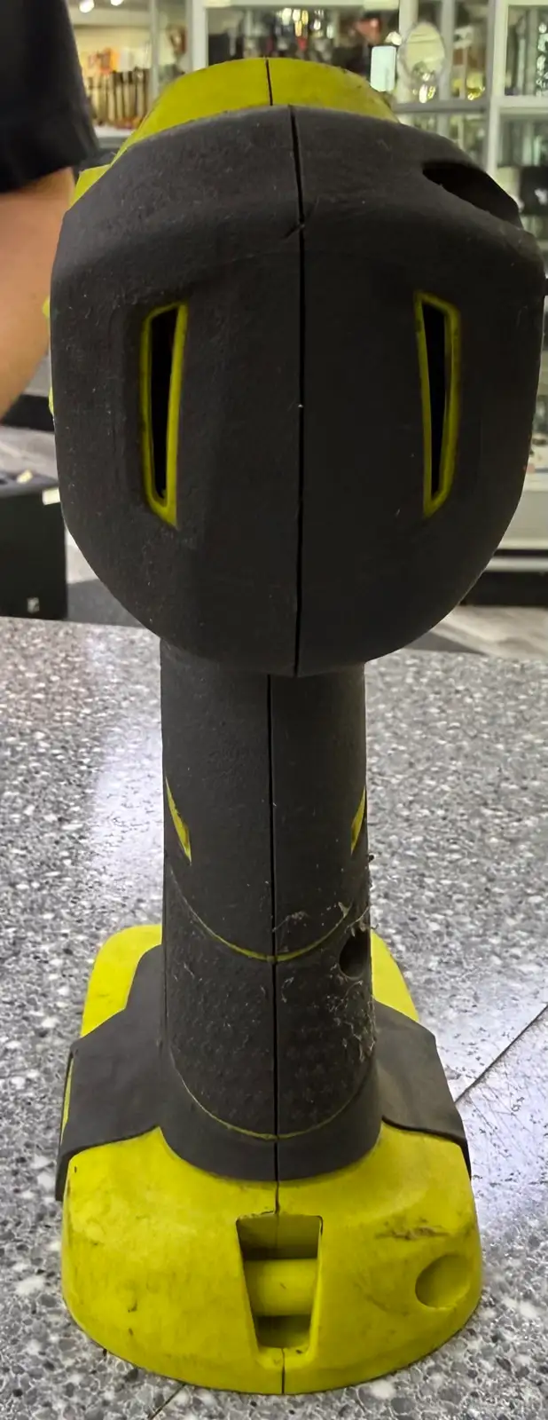 Ryobi 18V 1/2” Impact Wrench in Power Tools in Oshawa / Durham Region - Image 5