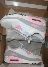Nike Air Max 90- Pink & White