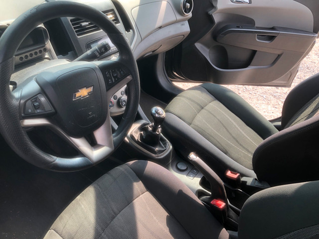 2012 Chevrolet Sonic LT hatchback manual transmission in Cars & Trucks in St. Catharines