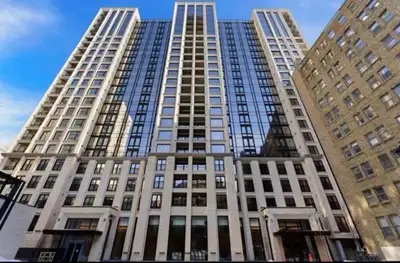 BEAUTIFUL APARTMENT FOR RENT Modern apartment with an incredible balcony view and amazing building a...