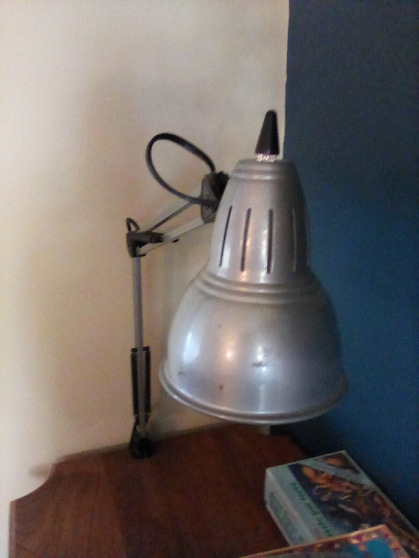 Lampe de bureau dans Éclairage intérieur et plafonniers  à Ville de Québec