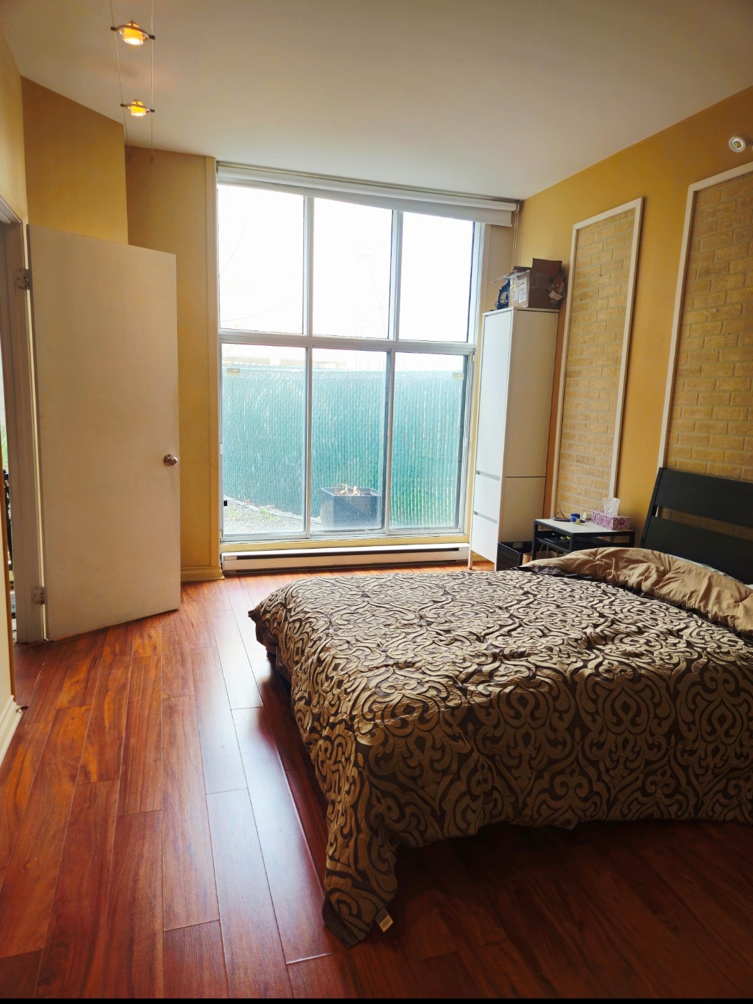 Furnished 1 bedroom, 3 1/2 Ville Marie $1,800 — photo 3