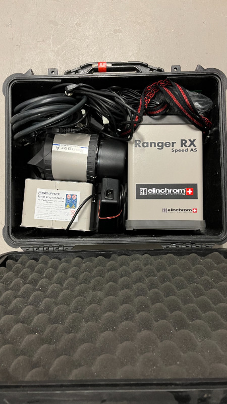Elinchrom Ranger RX Speed AS and A Head Kit in Cameras & Camcorders in Markham / York Region