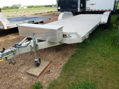 2015 8220H Aluma 20' car hauler All aluminum Tandem 5200 lb torflex suspension Removable fenders Alu...