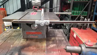 Delta Milwaukee Homecraft 1950s Table Saw (Missing Plate + Belt), View more