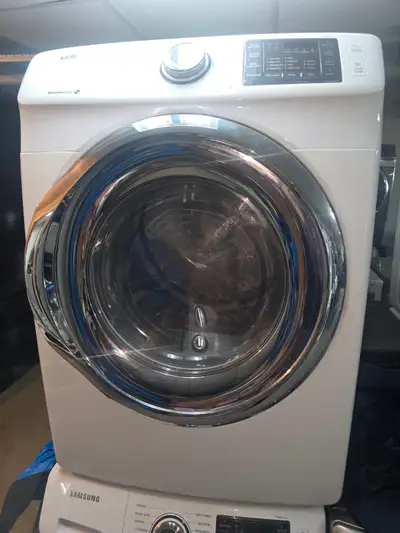 Laveuse sécheuse frontal  SAMSUNG  fonctionne très bien, View more