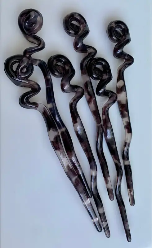 Set of 6 long 17cm hair pins + 1 gift pin in Jewellery & Watches in City of Toronto - Image 2