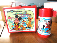 RARE Vintage Aladdin Canada  WALT DISNEY WORLD Lunchbox