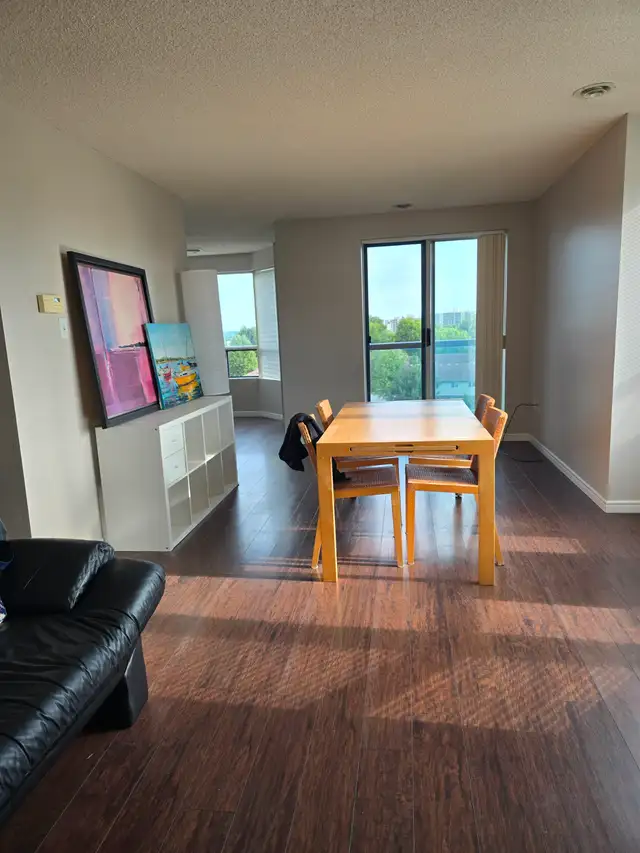 Spacious & Bright 2 Bd + 2 Bath at Unbeatable Location