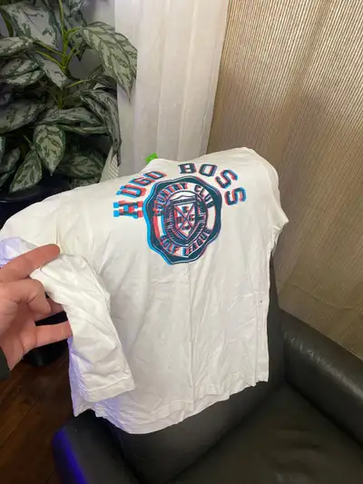 Size 2xl but fits like xl in stores was $200 my price $30