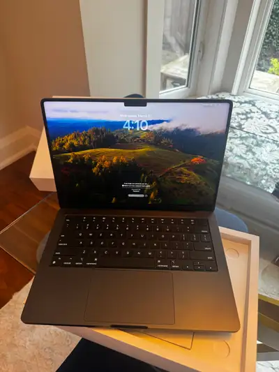 Apple MacBook Pro M3 Max Chip with 16‑Core, 40‑Core GPU 2GB SSD, View more