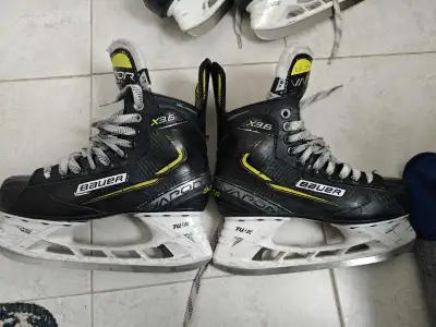 Bauer Vapor X3.6 Skates size 6.5 fit 1, View more