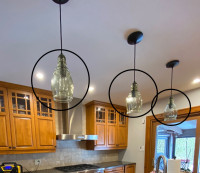 3 single kitchen pendant lights / textured glass