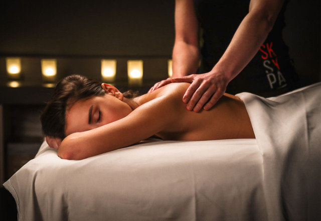 Best Deep Tissue Massage (RMT)and Acupuncture and Cupping in Cleaners & Cleaning in Oakville / Halton Region - Image 4