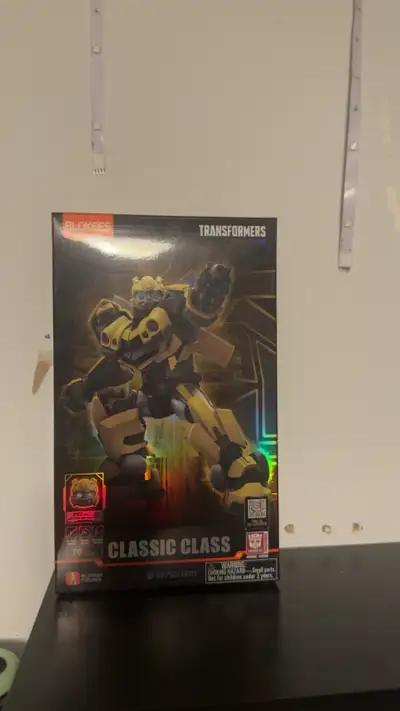 Transformers blokees bumble bee 30$ obo, View more