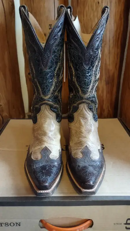 Stetson Cowboy Boots in Men's Shoes in Trenton - Image 3