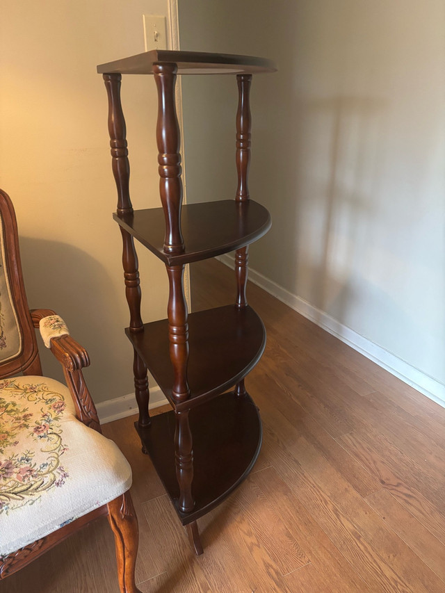 wood corner shelf *Estate Sale Thornhill* in Bookcases & Shelving Units in City of Toronto - Image 3