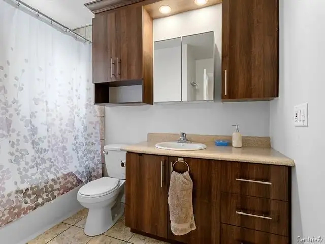 Chambres à louer / Rooms for rent in Room Rentals & Roommates in Gatineau - Image 8