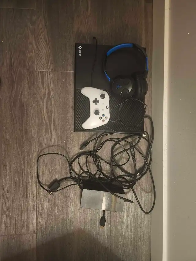 xbox one 1tb in XBOX One in City of Montréal - Image 2