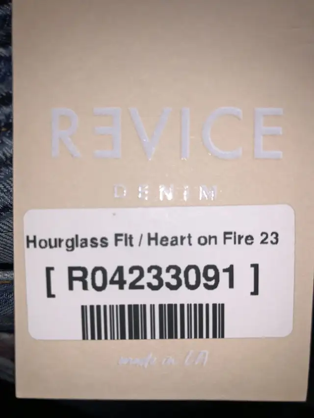 Revice Hourglass Fit Jeans - new with tags! in Women's - Bottoms in Windsor Region - Image 9