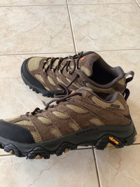 Men’s Merrell sneakers 