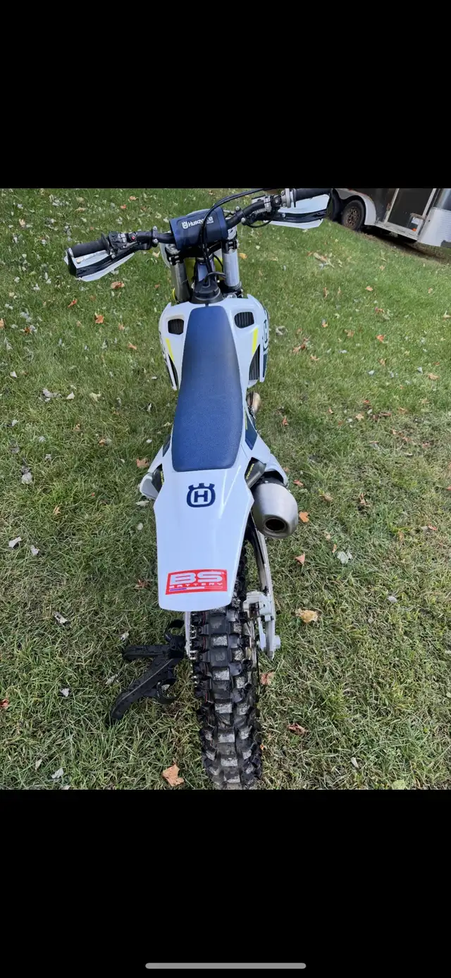 2022 husqvarna 350 in Dirt Bikes & Motocross in Laurentides - Image 5