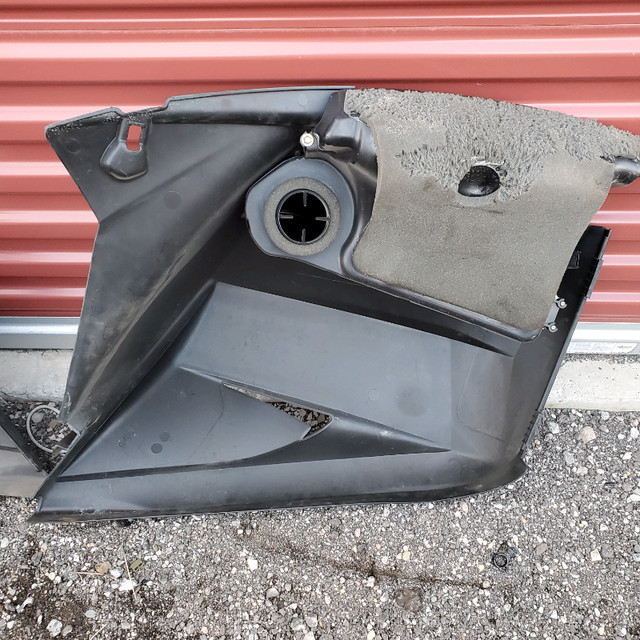 Ski-Doo Rev Chassis Side Panels in Snowmobiles Parts, Trailers & Accessories in Brantford - Image 4