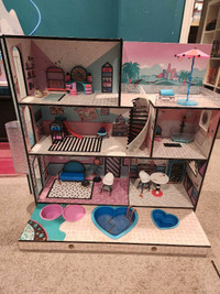 LOL Surprise OMG Doll House