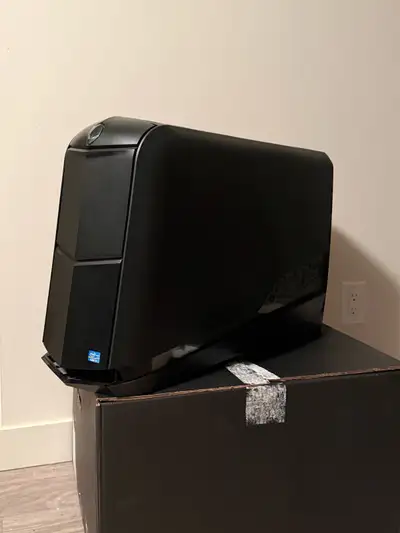 Alienware Aurora R4, View more