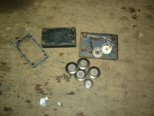 souffleuse pièces a vendre in Snowblowers in Québec City - Image 10