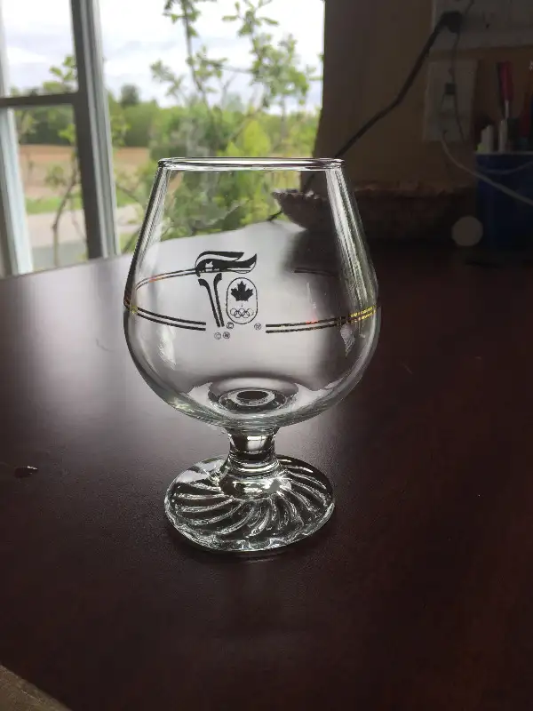 Verres à cognac Olympique 1988 in Arts & Collectibles in Victoriaville - Image 2