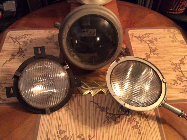 2 VINTAGE WESTINGHOUSE FLOODLIGHTS in Outdoor Lighting in Winnipeg