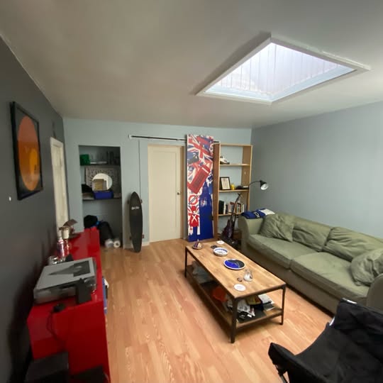 Looking for student roommate to share 4 1/2 in Saint Henri — photo 1