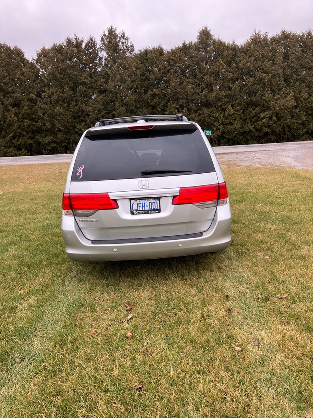 2010 Honda odyssey certified in Cars & Trucks in Norfolk County - Image 3