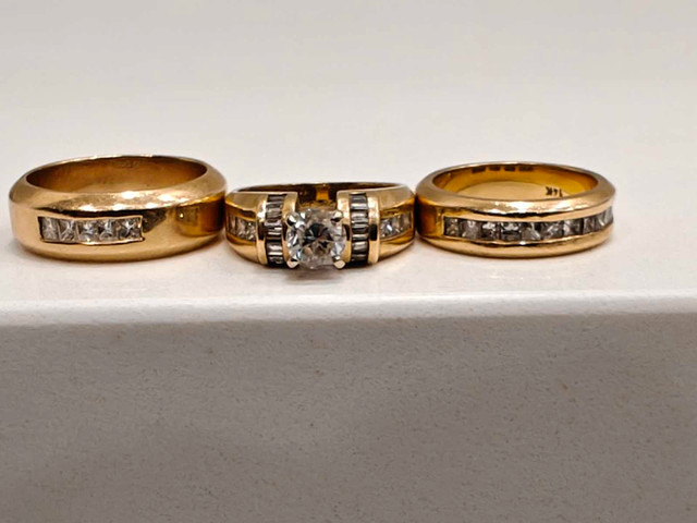 Custom Diamond Engagement and His/ Hers Wedding rings in Jewellery & Watches in City of Toronto