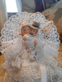 FIRST $25 TAKES IT ~Vintage Wedding Cake Porcelain Couple Topper