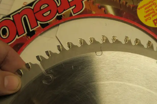 FREUD 10" Table Saw Carbide Tipped Saw Blades in Power Tools in Guelph - Image 4