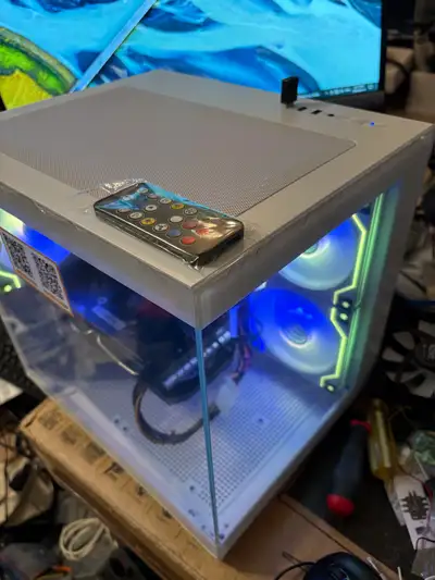 - $420 cash only please. Price is firm and not interested in trades. - Near 706 Queen St. W., downto...