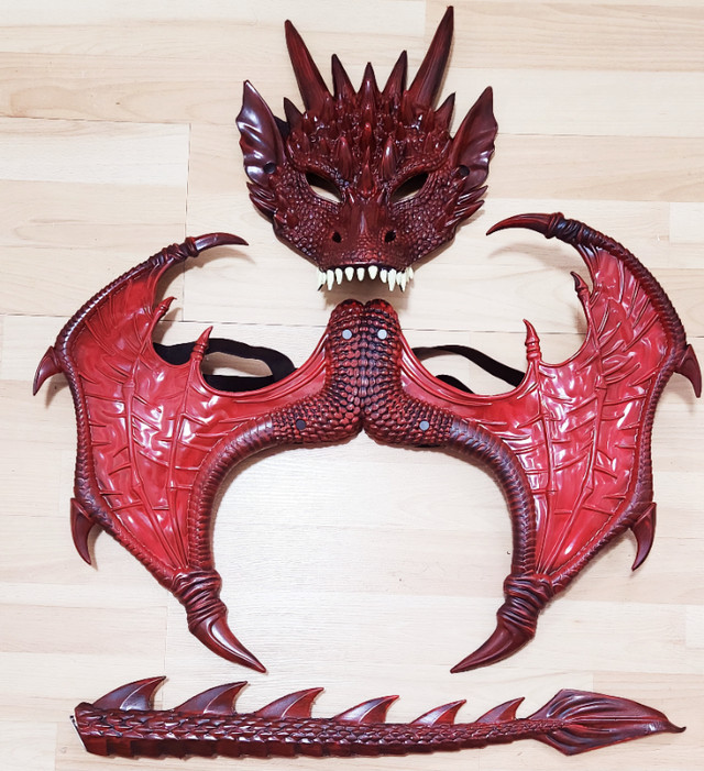 Halloween Cosplay Dragon Mask, Wings and Tail Costume Set dans Costumes  à Ville de Montréal - Image 4