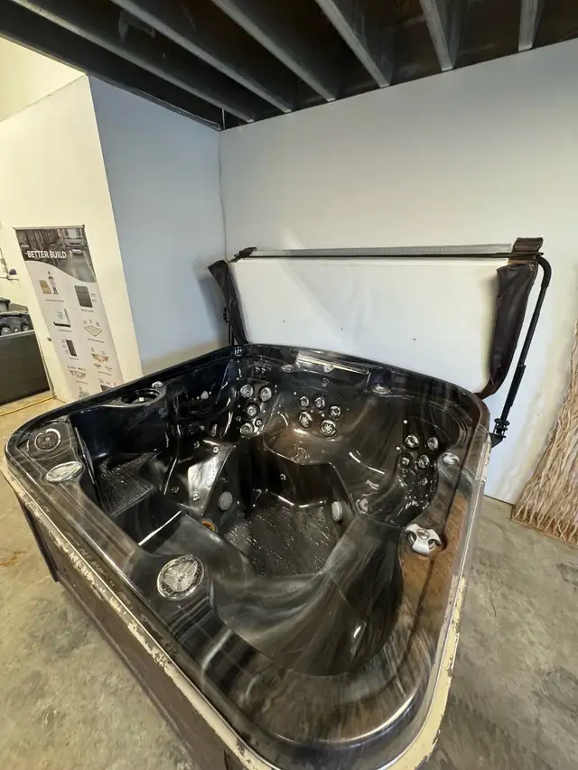 refurbished coast spa in Hot Tubs & Pools in Red Deer - Image 4
