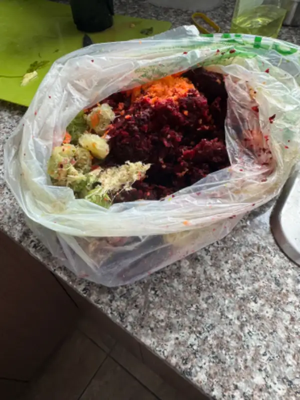 Kuvings Whole Slow Juicer C7000S - Higher Nutrients and Vitamins in Health & Special Needs in City of Montréal - Image 8