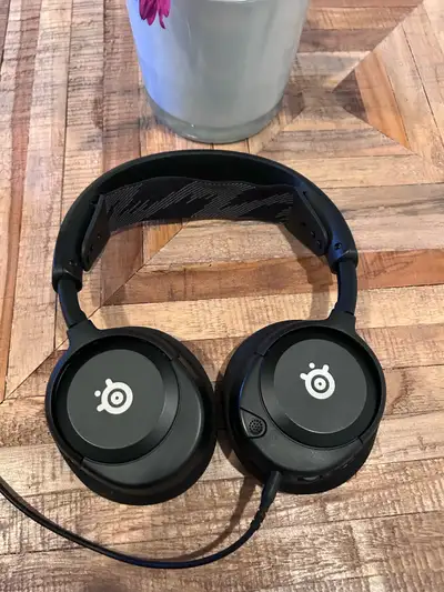 SteelSeries Arctis Nova 1 Headphones, View more