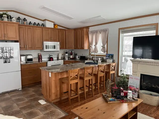 Home/Cottage at Lake Isle63849000106369123