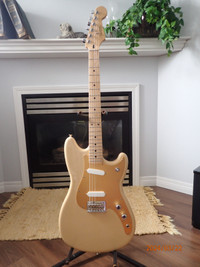 Fender MIM Duo Sonic guitar