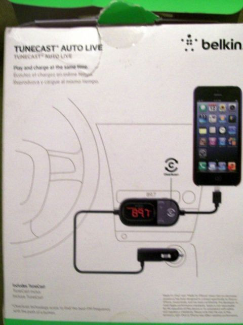 Belkin Tunecast Auto Live Hands-free Iphone 5 - 2 X Fm Presets in iPod & MP3 Accessories in City of Toronto - Image 3