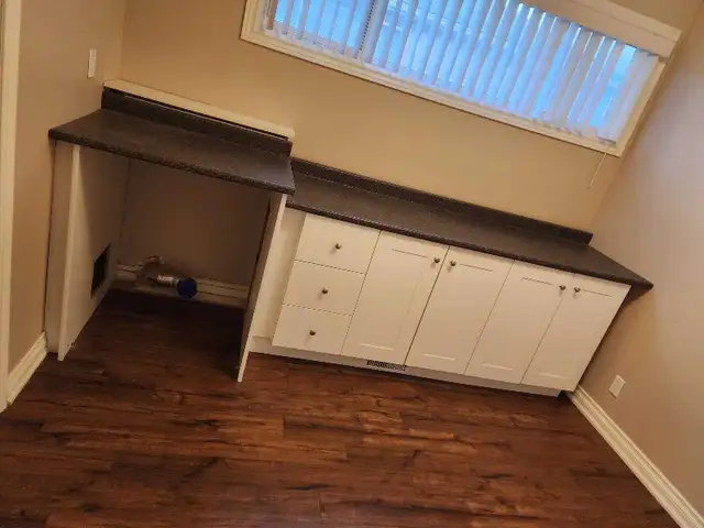 Drawer and shelf unit in Bookcases & Shelving Units in Oshawa / Durham Region - Image 3