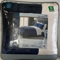 NEW Future Soft 3-Piece Velvet Reversible Comforter Set - KING